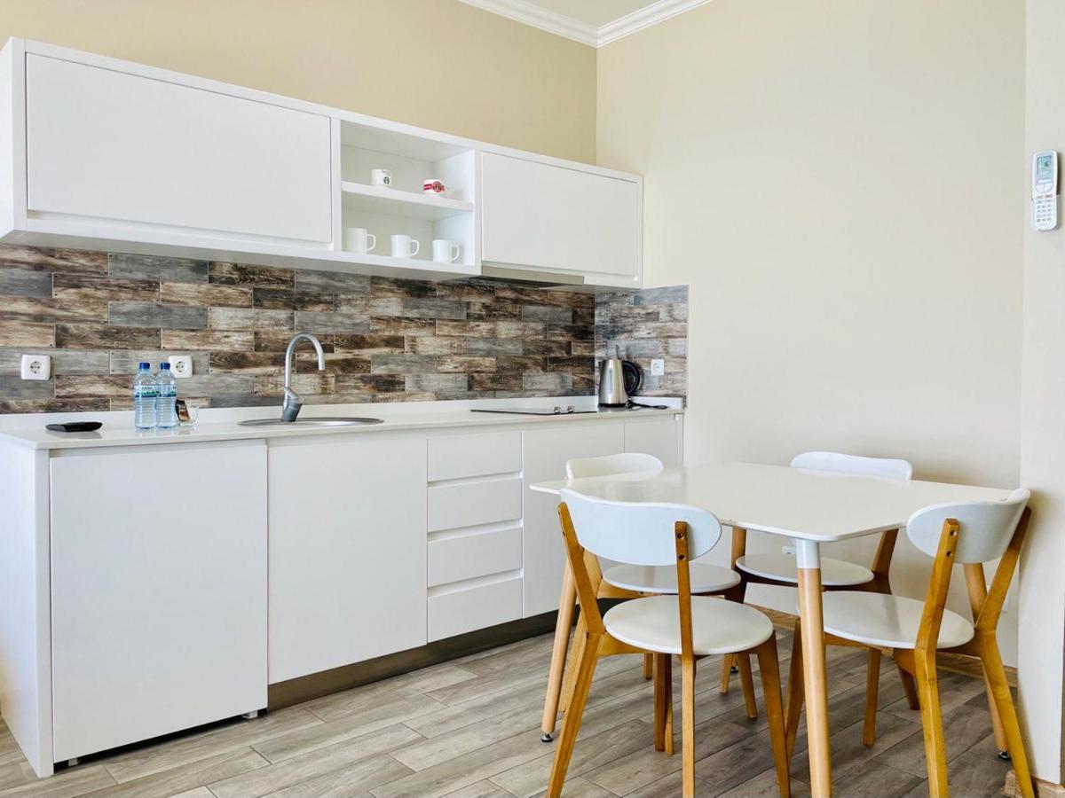 באטומי Balmaral Apart Hotel מראה חיצוני תמונה