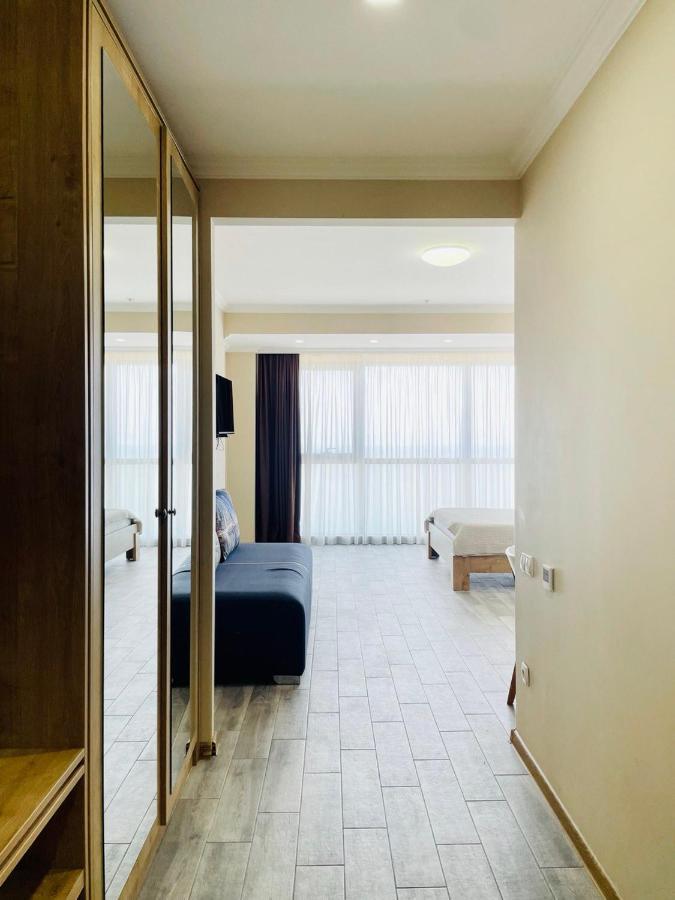 באטומי Balmaral Apart Hotel מראה חיצוני תמונה