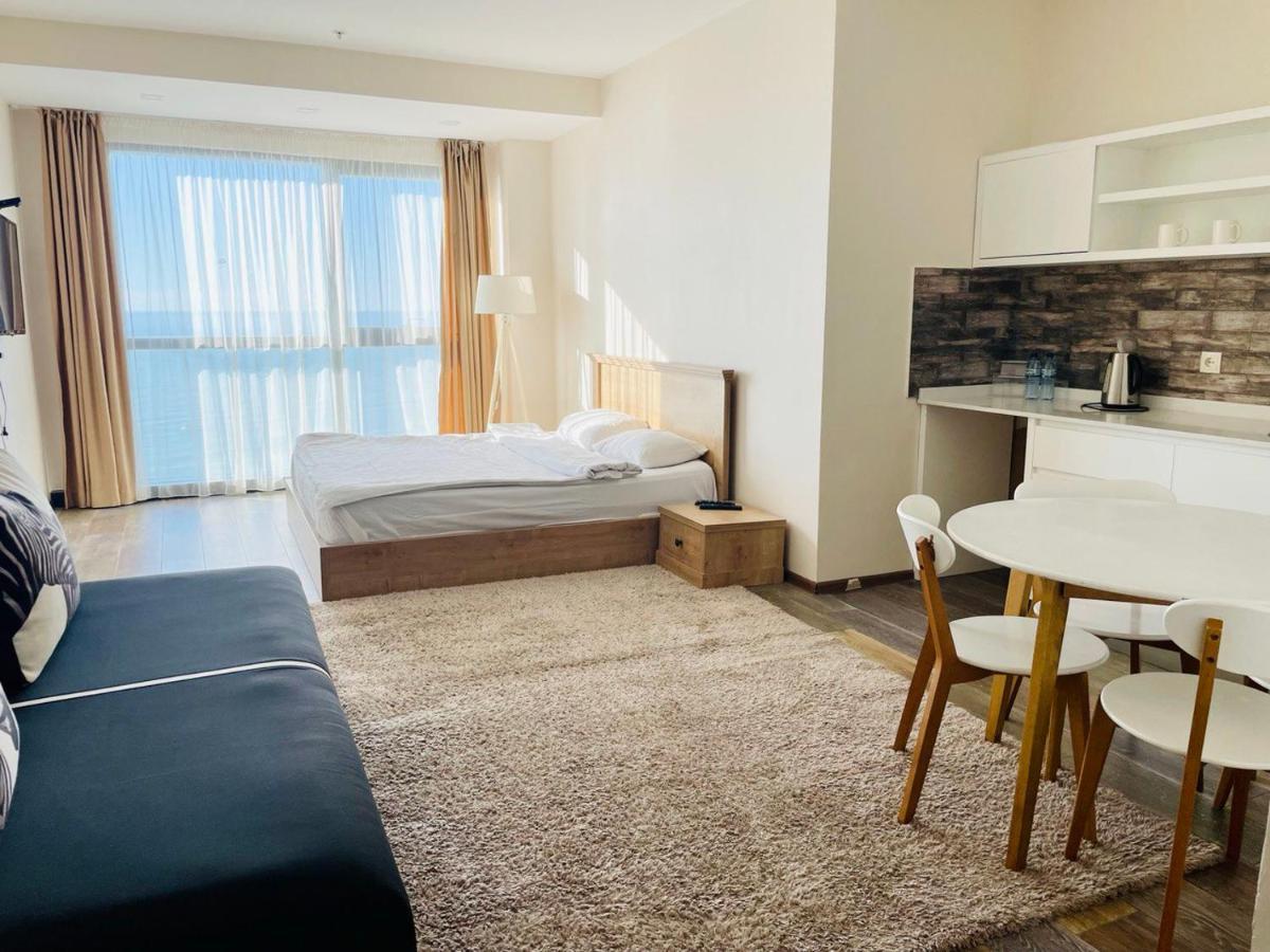 באטומי Balmaral Apart Hotel מראה חיצוני תמונה