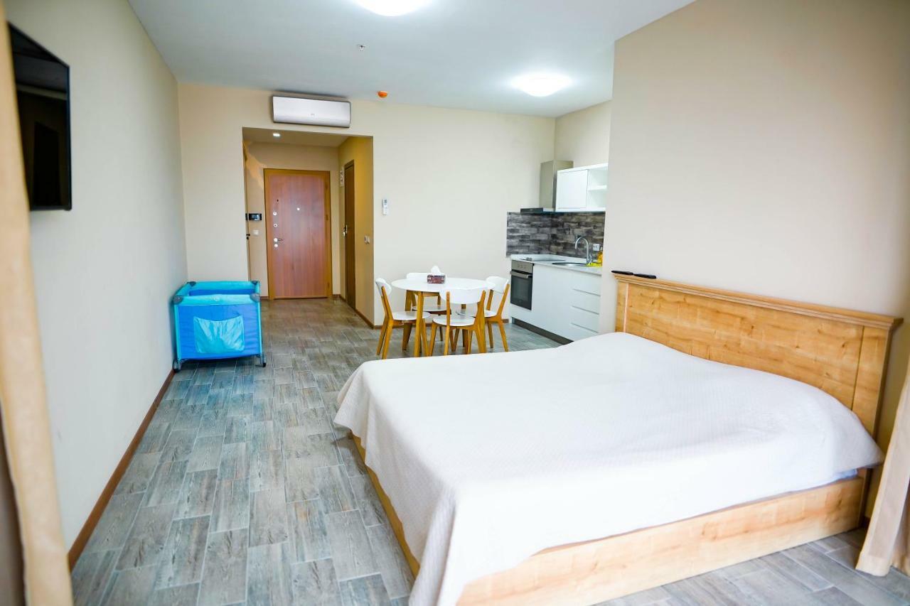 באטומי Balmaral Apart Hotel מראה חיצוני תמונה