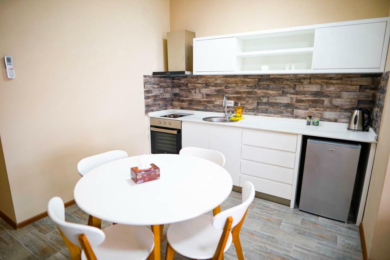 באטומי Balmaral Apart Hotel מראה חיצוני תמונה